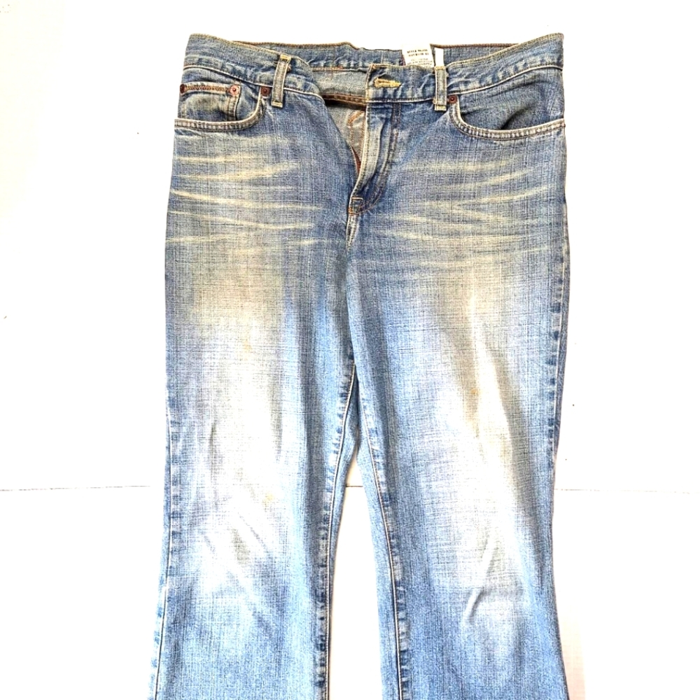 Vintage womens Lucky Brand denim dungarees jeans long fit light wash blue